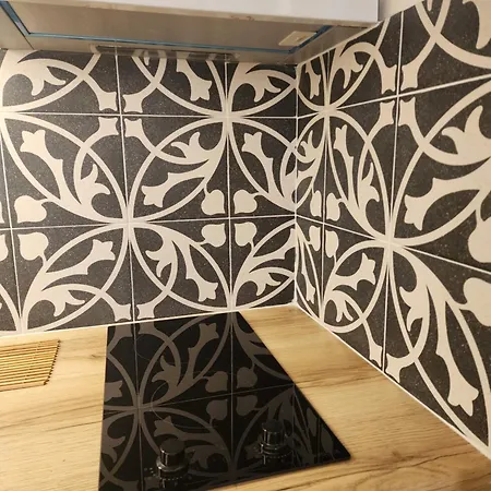 Apartamento Dhami Gjirokastër