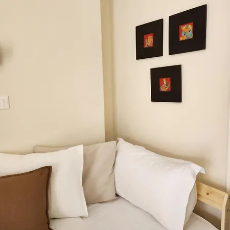 Apartamento Dhami Gjirokastër