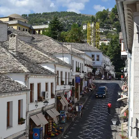 Dhami Апартаменты