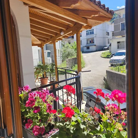 Апартаменты Dhami