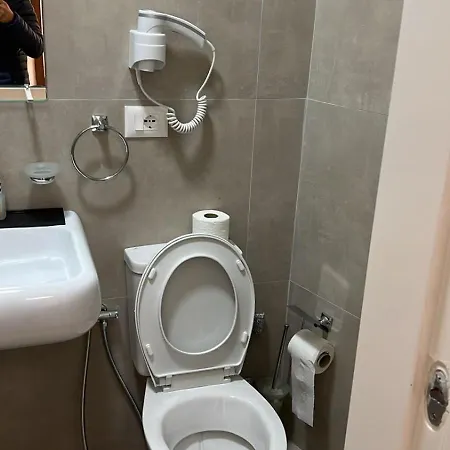 Dhami Apartment *